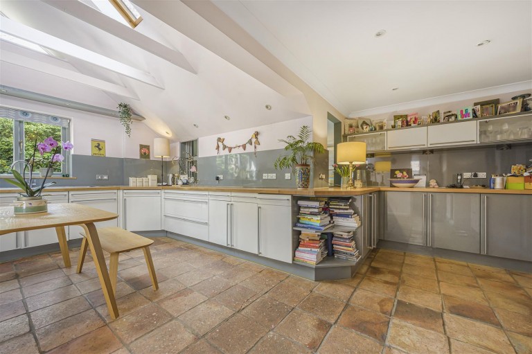 Images for Busgrove Lane, Stoke Row, Henley-On-Thames