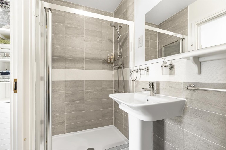 Images for Home Reach Avenue, Totnes