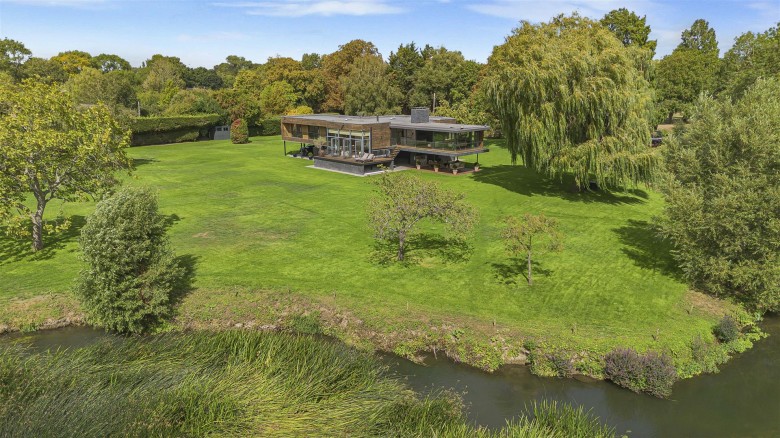 Click the photo for more details of Loddon Drive, Wargrave