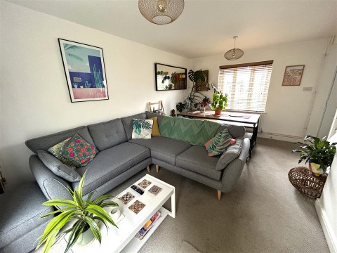 Click the photo for more details of Howard Road, Bothenhampton, Bridport