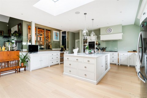 Click the photo for more details of Remenham Hill, Remenham, Henley-On-Thames