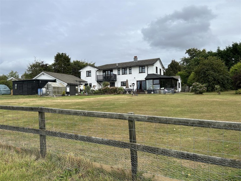 Images for Chittlehamholt