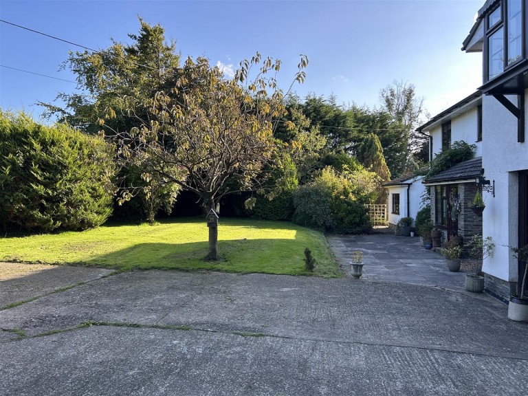 Images for Chittlehamholt