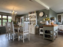 Images for Chittlehamholt