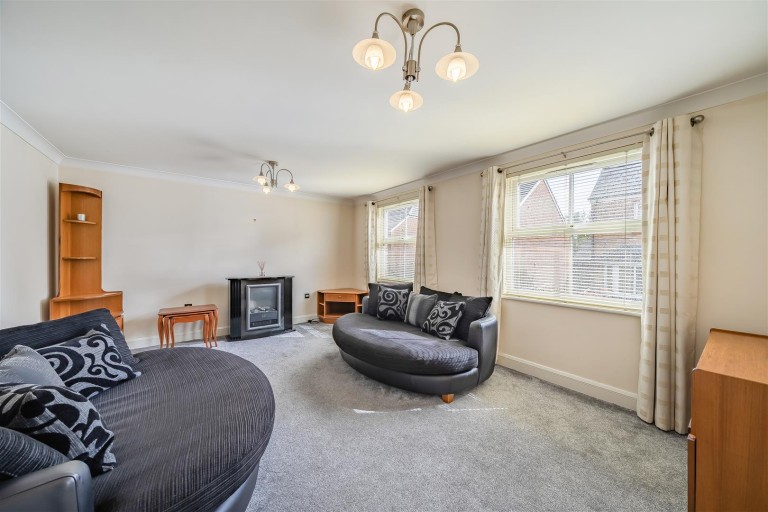 Images for Rowe Close, Rugby, CV21