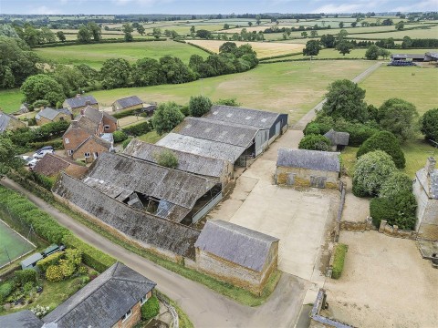 Click the photo for more details of Chapel Lane, Maidford, NN12