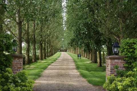 Click the photo for more details of Newington, Wallingford