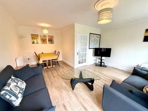 Click the photo for more details of Totland Bay, Isle of Wight
