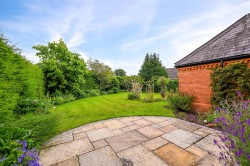 Images for Old Vicarage Gardens, Skellingthorpe, Lincoln