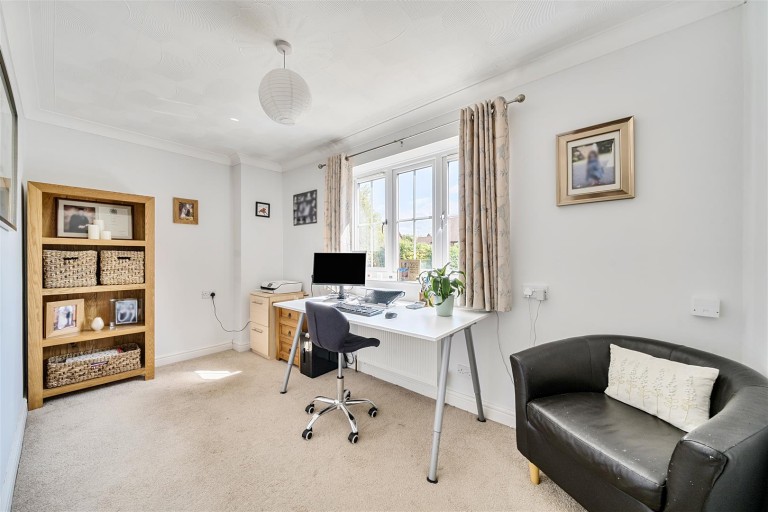 Images for 12 West End Lane, Bishopstone, Swindon