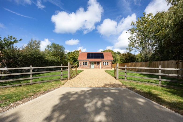 Click the photo for more details of Cranmore, Isle of Wight