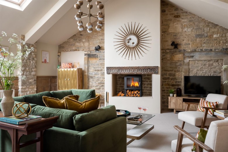 Click the photo for more details of Sheep Street, Stow on the Wold, Gloucestershire