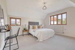 Images for Manuden