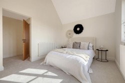 Images for Manuden