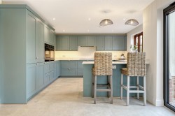 Images for Manuden