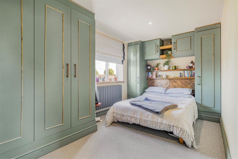 Images for Pinza Close, Newmarket
