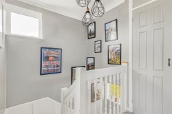 Images for Pinza Close, Newmarket