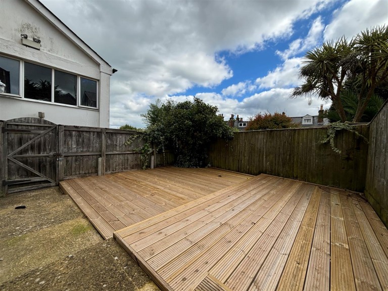 Images for Denmark Road, Cowes