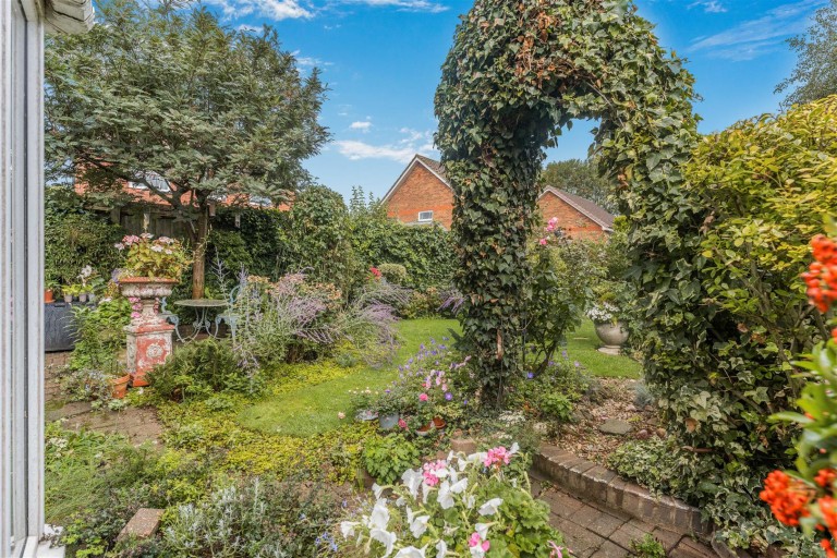 Images for Delapre Drive, Banbury