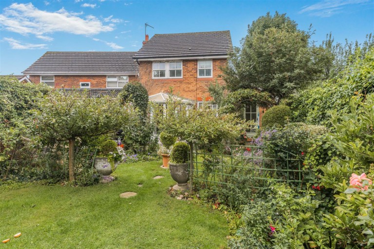 Images for Delapre Drive, Banbury