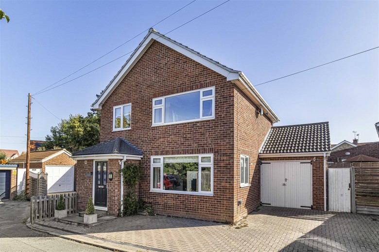 Click the photo for more details of Dash End, Kedington, Haverhill