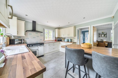 Click the photo for more details of Church Lane, Barwick, Yeovil