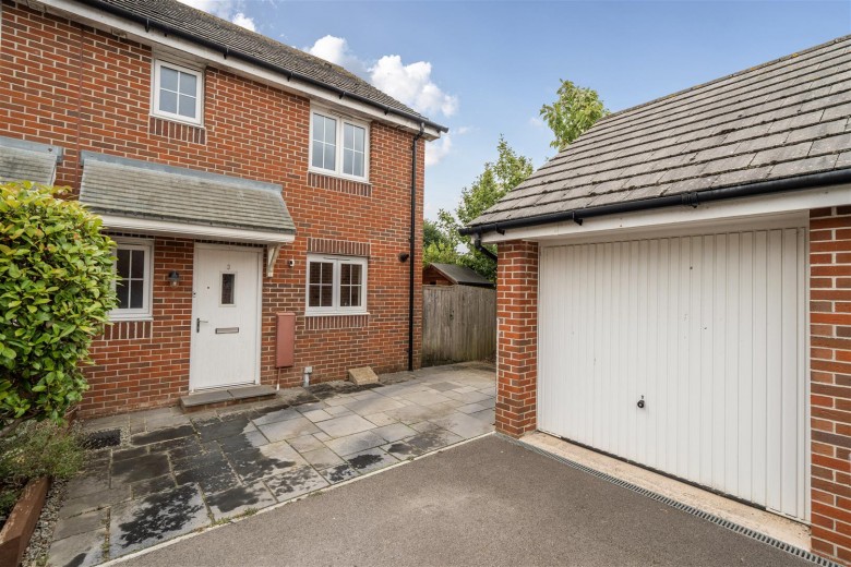 Click the photo for more details of Brewer Avenue, Axminster