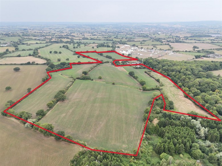 Click the photo for more details of Shaftesbury Road, Motcombe, Shaftesbury