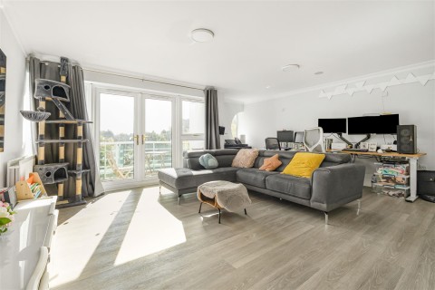 Click the photo for more details of Mowbray Road, Cambridge