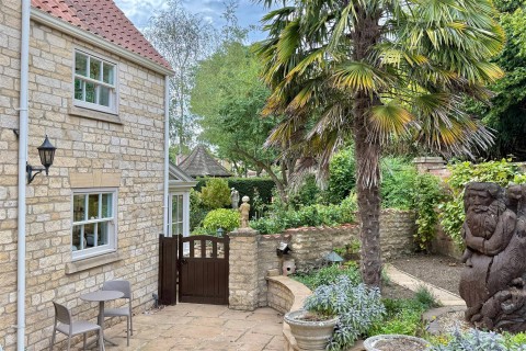 Click the photo for more details of Sleaford Road, Wellingore, Lincoln