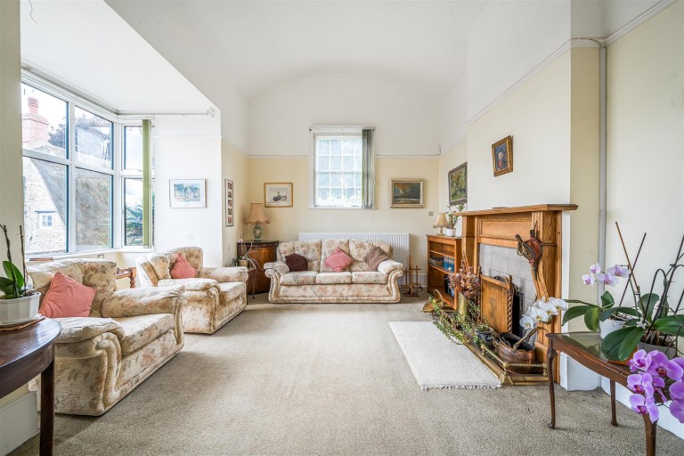 Images for High Street, Lois Weedon, NN12