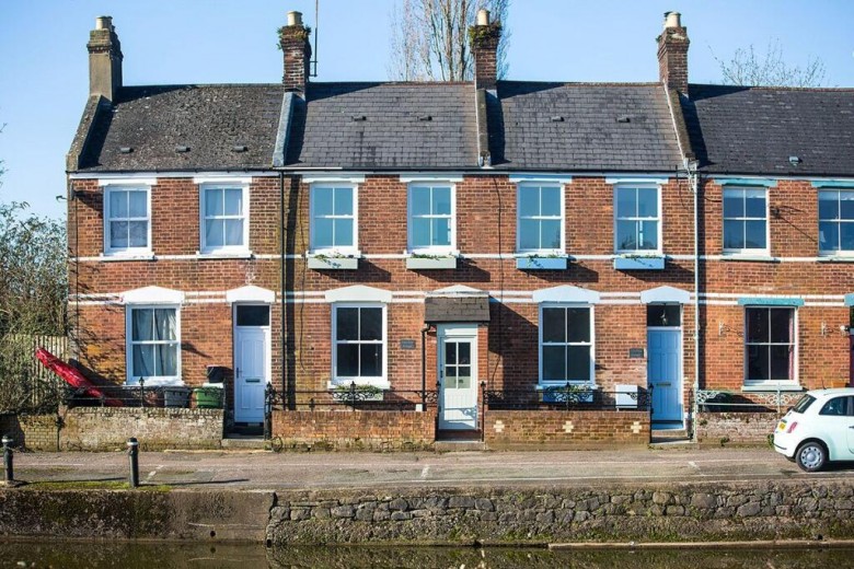 Click the photo for more details of Canal Banks, Exeter