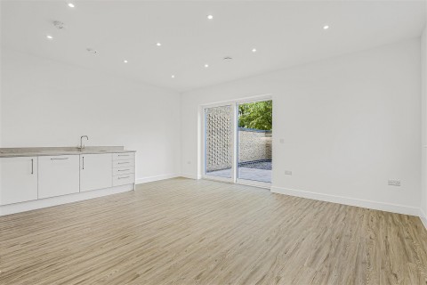 Click the photo for more details of Northfield Avenue, Cambridge