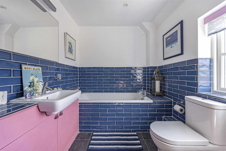 Images for Tall Trees, Baunton Lane, Stratton, Cirencester