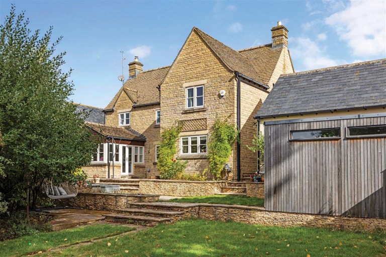 Images for Tall Trees, Baunton Lane, Stratton, Cirencester