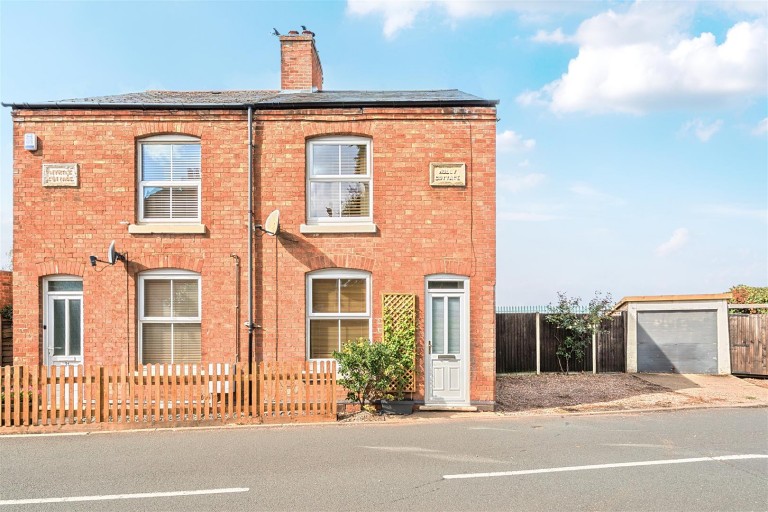Images for Lawford Lane, Rugby, CV22