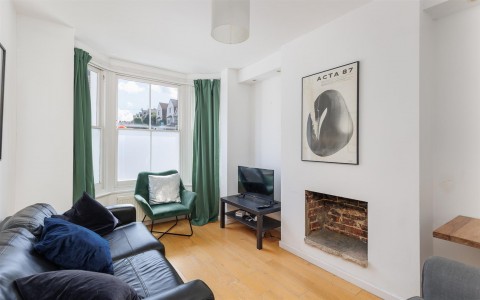 Click the photo for more details of Cowes, Isle of Wight