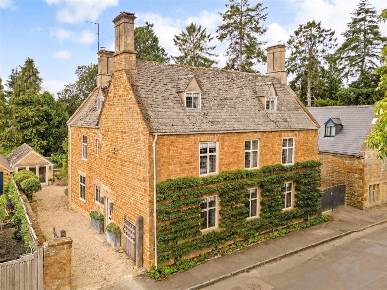Click the photo for more details of Sandford St Martin, Oxfordshire