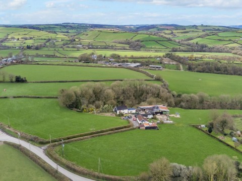 Click the photo for more details of Ashbrittle, Wellington