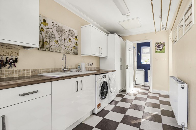 Images for Barton Drive, Kedington, Haverhill