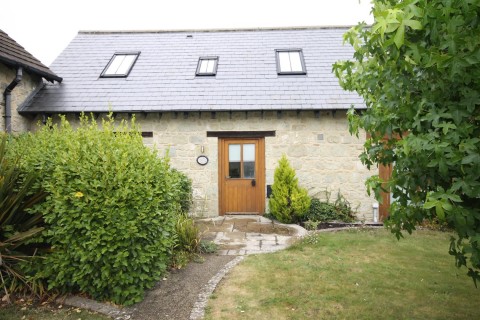 Click the photo for more details of 6 Puckwell Farm, High Street, Niton