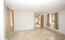 Images for 6 Puckwell Farm, High Street, Niton