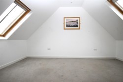 Images for 6 Puckwell Farm, High Street, Niton