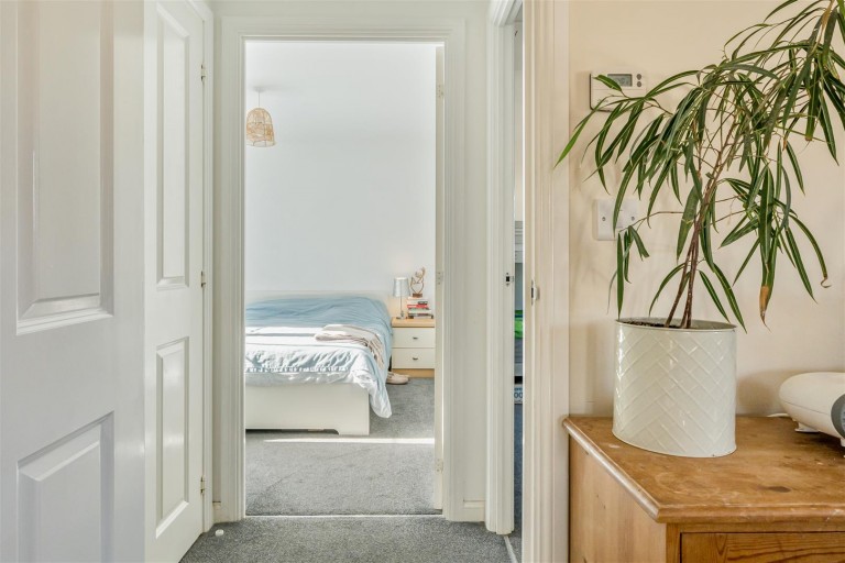 Images for Cloakham Drive, Axminster