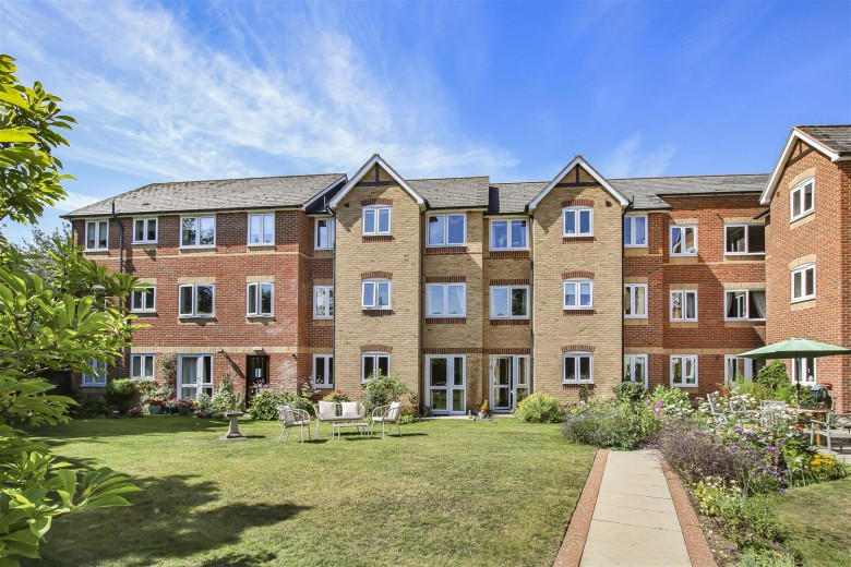 Click the photo for more details of Station Street, Saffron Walden
