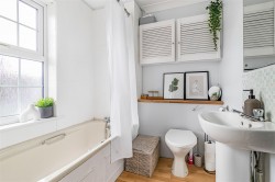 Images for Hallwyck Gardens, Newmarket