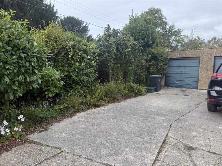 Images for Chedington