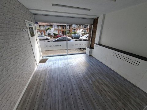 Click the photo for more details of Kingsley Park Terrace, Northampton, NN2