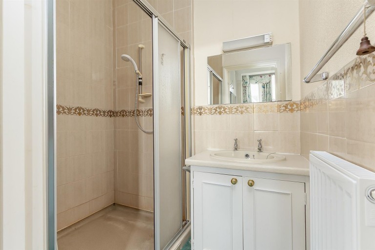 Images for Clifton Road, Rugby, CV21