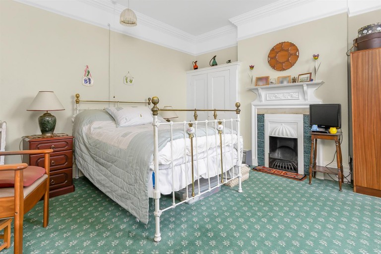 Images for Clifton Road, Rugby, CV21